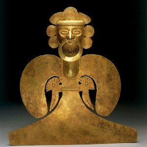 06 Sinu Gold pectoral Shaman with a wings